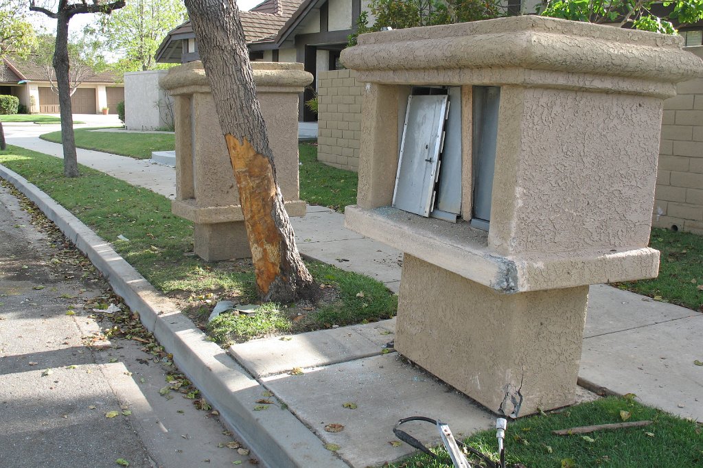 Mailbox damage.jpg